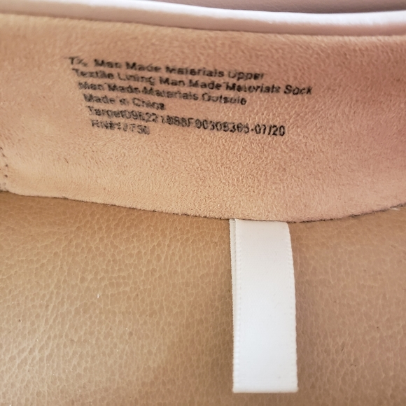 A new day pointed toe shoes. Sz. 7.5 - Picture 5 of 7